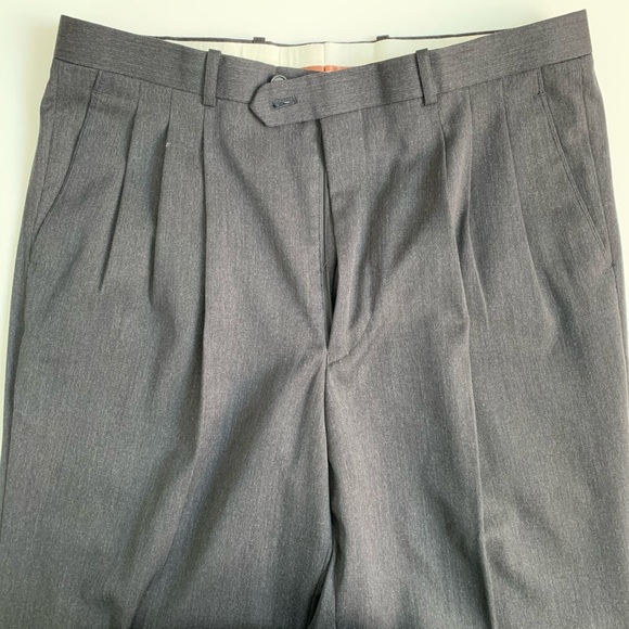 Bendetti Men’s Gray Suit - Picture 7 of 8